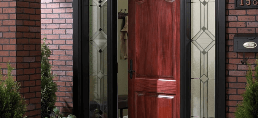 Топ-5 материалов для изготовления входных дверей: преимущества и недостатки